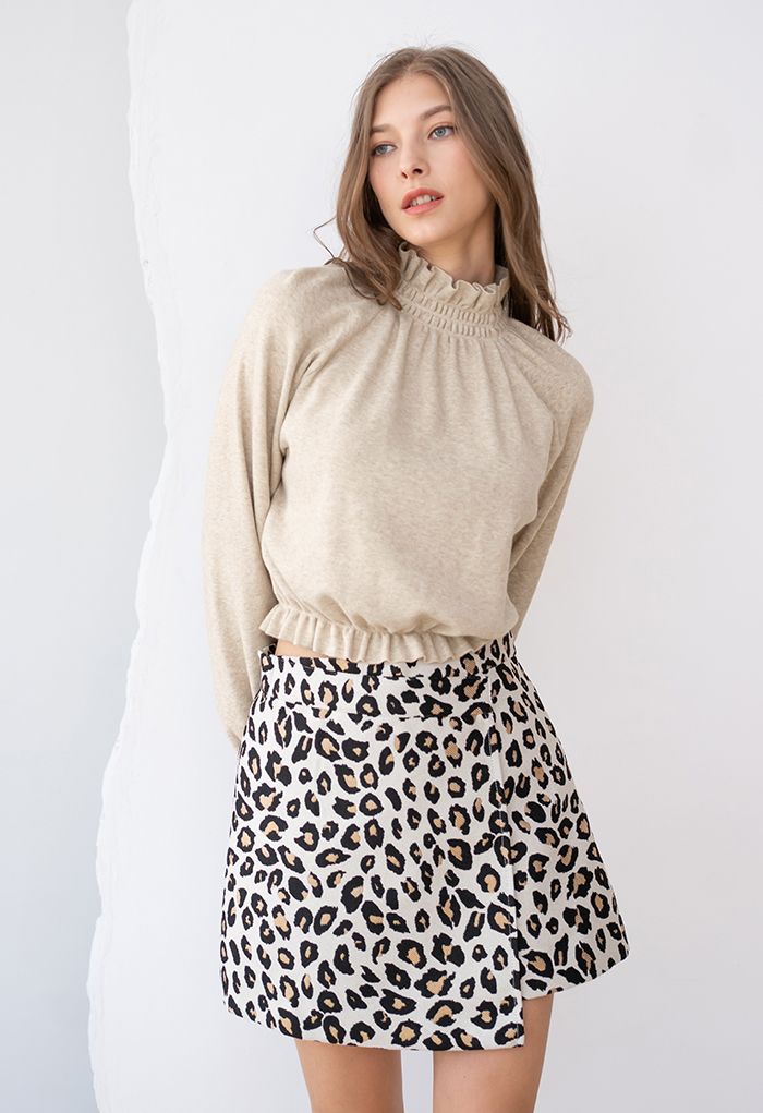 تنورة قصيرة مذهلة من قماش الجاكار بطبعات الفهد