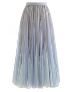 تنورة ماكسي شبكية مكشكشة بألوان متباينة باللون الأزرق المترب